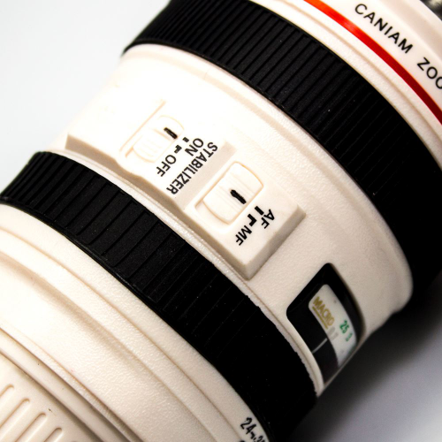 Изображение Термостакан в виде объектива Canon KD-M12, с поилкой. Цвет черный с белым
