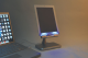 Изображение Зарядное устройство для iPad, iPhone c функцией подставки и подсветкой, работающее от USB