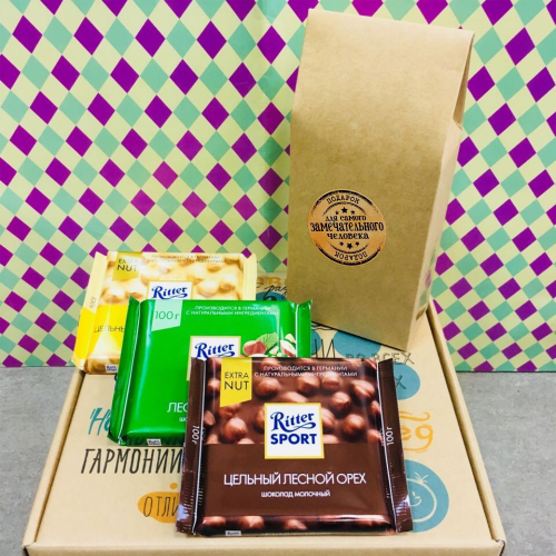 Изображение Подарочный набор: чай и 3 шоколадки с орехами 