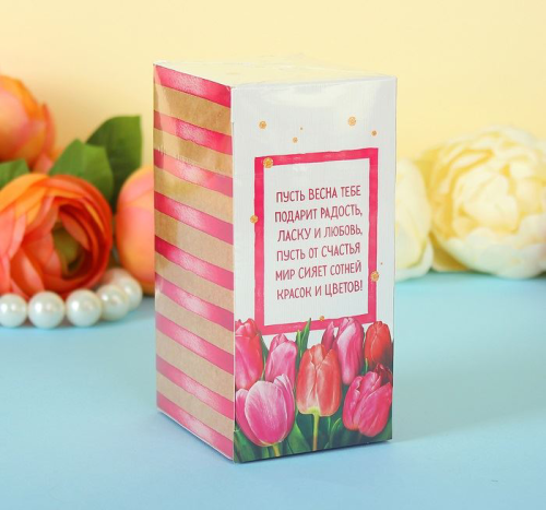 Изображение Чай чёрный 25 пакетиков "С праздником весны 8 Марта" тюльпаны