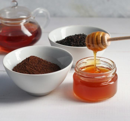 Изображение Набор чай чёрный 20 г, кофе молотый 50 г, и мёд цветочный "С Днём рождения"