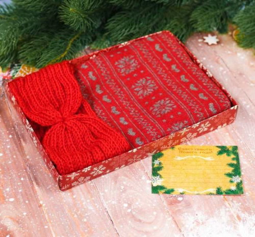 Изображение Подарочный набор: теплый шарф и повязка со свитком "Счастливого Нового Года!"