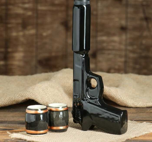 Изображение Штоф с рюмками Пистолет с глушителем 3 предмета, 0,3 л