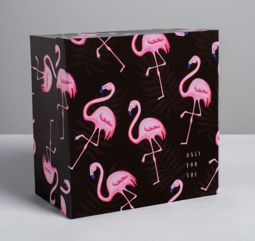Изображение Коробка подарочная квадратная Фламинго, 18x18x9.5 см