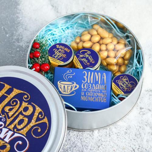 Изображение Подарочный набор Happy new year: чай чёрный, крем-мёд 3 шт. х 30 г, арахис в шоколадной глазури