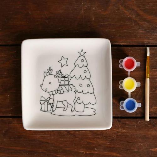 Изображение Набор тарелка под раскраску «Олень с подарками» 